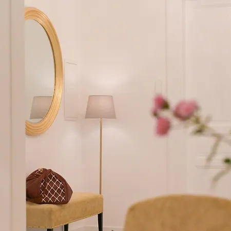 Hotel Gutenberg Le Grand ---free Parking---