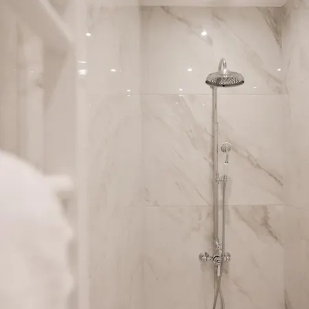 Gutenberg Le Grand ---free Parking--- Hotel Klagenfurt am Woerthersee